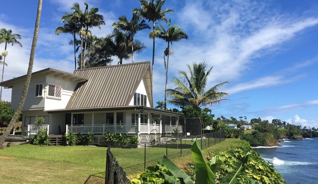 Honoli'i Oceanfront Hale in Hilo