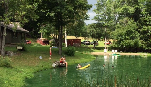 House Belleayre peaceful spring water swimming pond