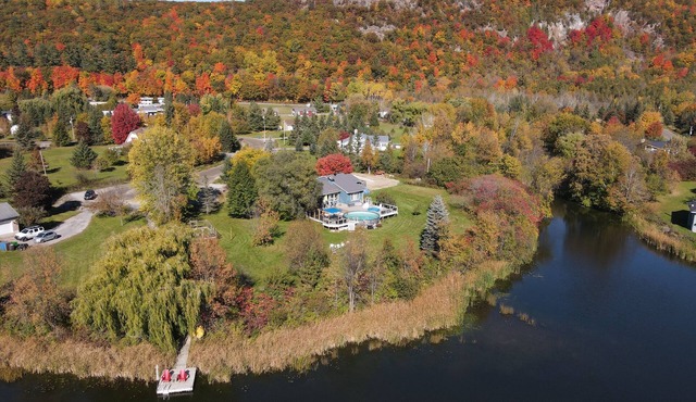 House by the Lake in natural setting in Chelsea