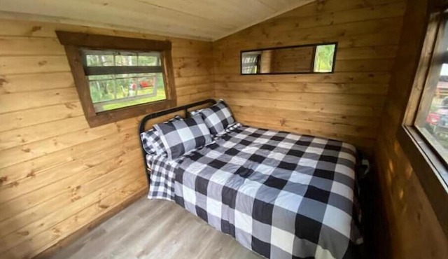 Huggies Hideaway 2.0