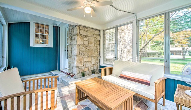 Idyllic Springfield Haven w/Screened Porch! in Springfield