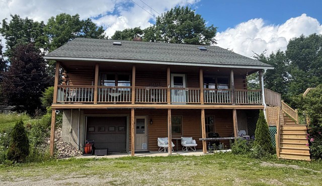 Katahdin Valley Retreat - whole cabin rental