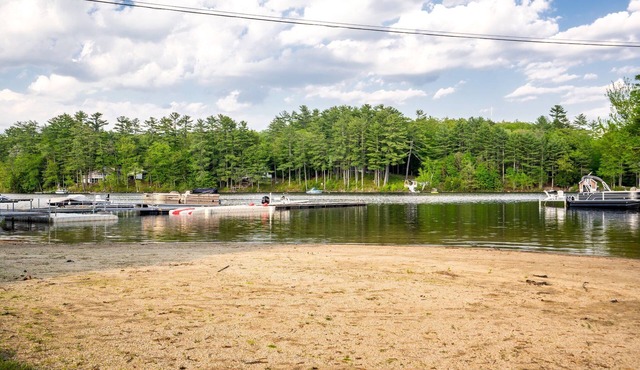 Kettle Cove Cabin. Lake Sebago Beach Access. Fire pit. Grill. Blackstone. Games