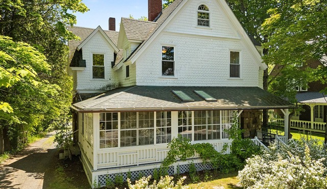 La Maisonette - Historic Renovated 6 BR Downtown Bar Harbor