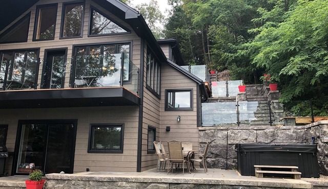 LA MERVEILLE LUXURY CHALET, LAKESIDE SPA