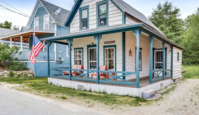 Lake Sunapee Family Retreat