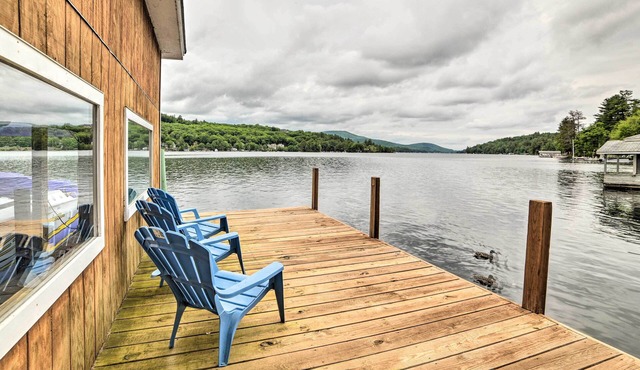 Lakefront Alton Bay Retreat w/Dock Near Beaches!
