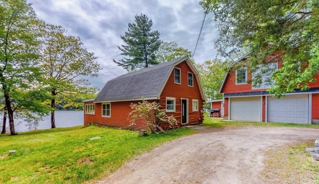 Lakefront cabin with private dock, wood stove, firepit, deck, & grill - 1 dog ok