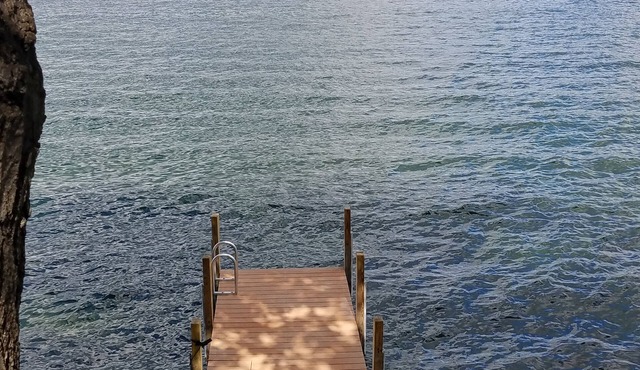 LAKEFRONT COTTAGE ON LAKE WINNIPESAUKEE, ALTON BAY, NH