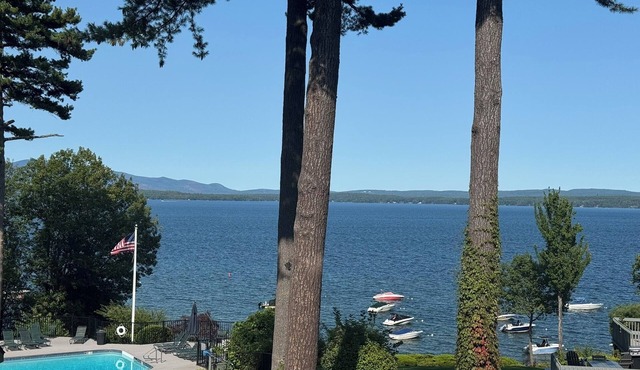 Lakefront mins to Gunstock & BankNH Pavilion