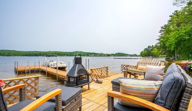 Lakeside Escape-Kayak|Fire Pit|HotTub|Game room