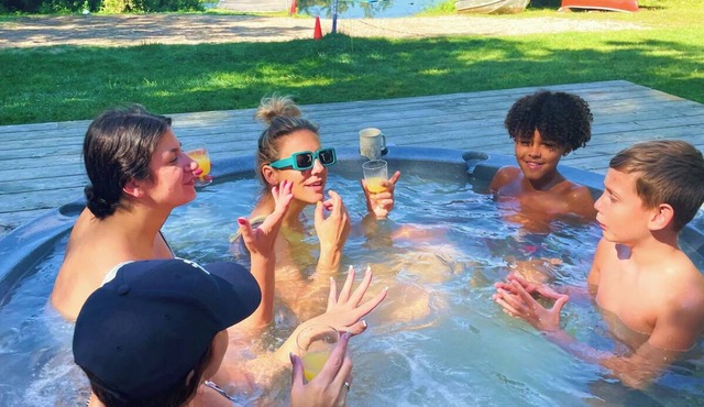 Lakeside Memories Await at Trenanthia's "The OG" Cottage