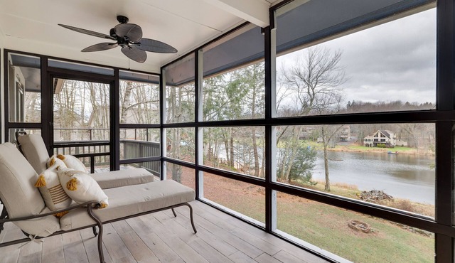 Lakeside Villa – Lakefront Luxury in The Hideout/5BR, 3BA, Sleeps 13