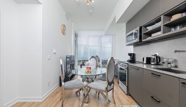 Lakeview Penthouse