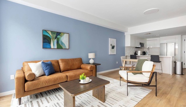 Landing | Beautiful 1BD, Gym, Game Room