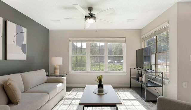 Landing | Incredible 2BD in Steelpointe Harbor