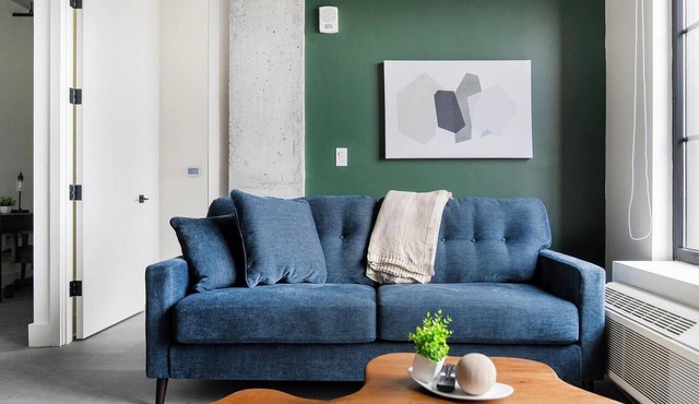 Landing | Modern 1BD, Gym