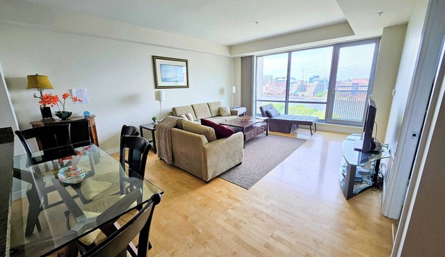 Large 1 Bedroom In West End, right by MGH, MIT, Harvard, parks. W/D in suite