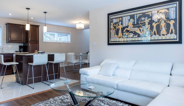 Large 3bdrm Duplex in the Heart of Kitchener!