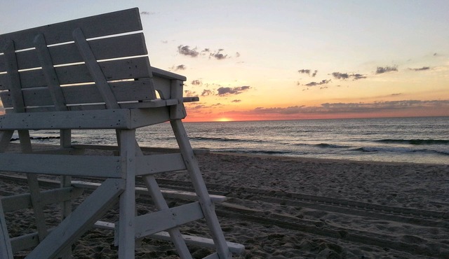 Lavallette Beach House. 4th House off the Beach. SUMMER & FALL RENTALS AVAILABLE