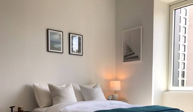 Light-filled, spacious studio in the <3 of Downtown Brooklyn