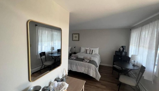 Lincoln House Motel