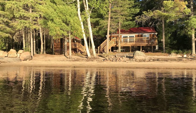 Loon Lodge - Golden Lake (Cottage & Bunkie -Sleeps 8)