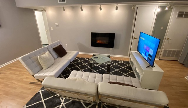 Lovely 3 bdr 2 bath condo