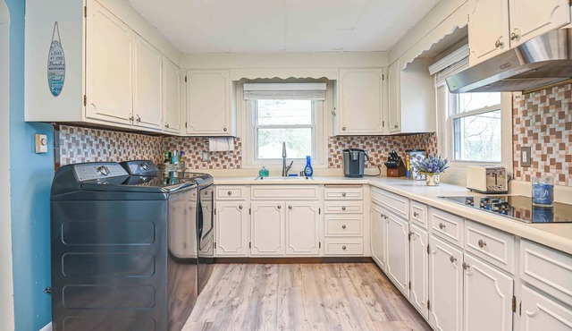 Lovely Kittery Country Retreat