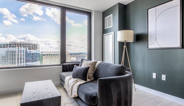 Lovely Seaport 1BR w/Gym, Pool, W/D, near ICA, by Blueground