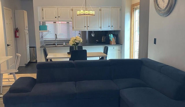 Luxe 2BR 1/12 BA Condo close to UR, RIT & Strong.