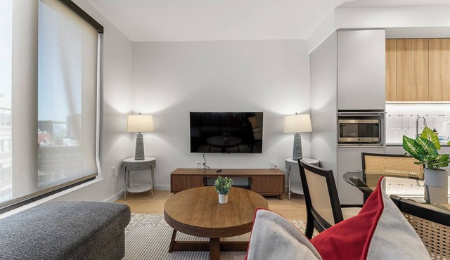 Luxury 1BR Next to Broadway Southie dpcu