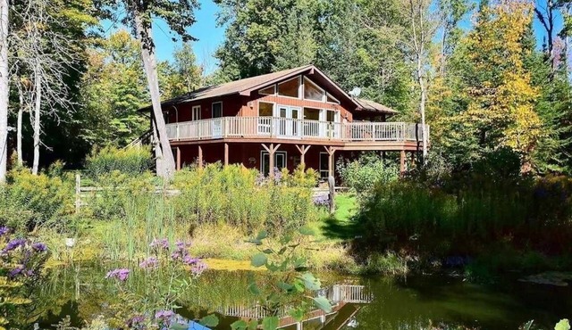 Luxury 4 Seasons Cottage