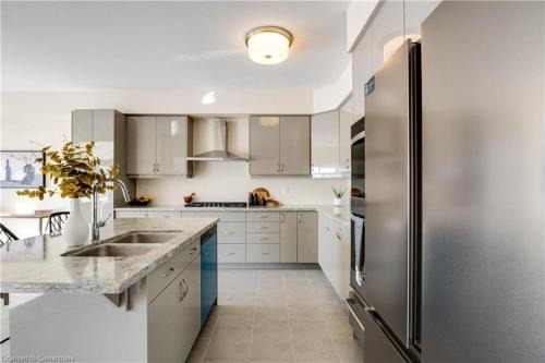 Luxury 5 Bed Retreat for 12 with Gourmet Kitchen