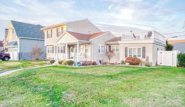 Luxury 5BR A-Zone Brigantine Beach House – Expansive Decks & Short Walk to Beach