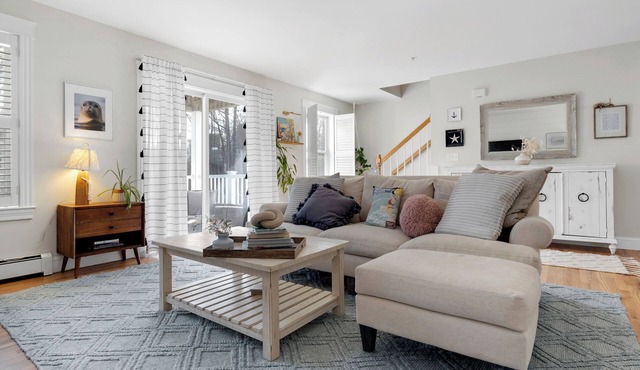 Luxury Condo with a Pool in wonderful Old Orchard Beach!