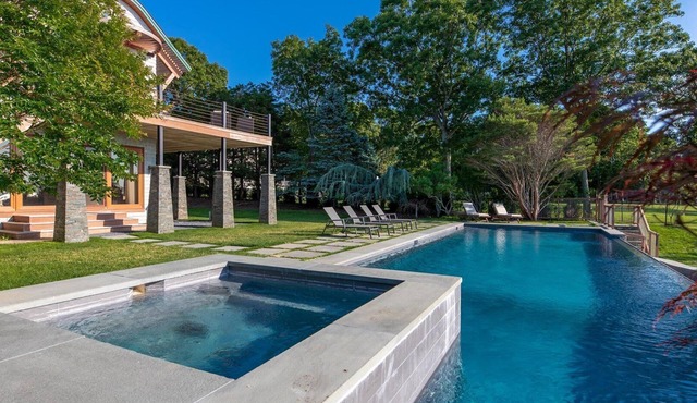 Luxury Custom Home, Water Views, Access to Private Bay Beach and Marina