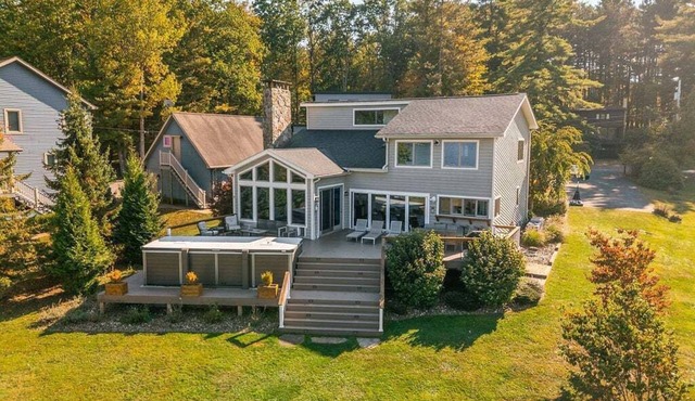 Luxury Deep Creek Retreat w/Dock & Swim Spa