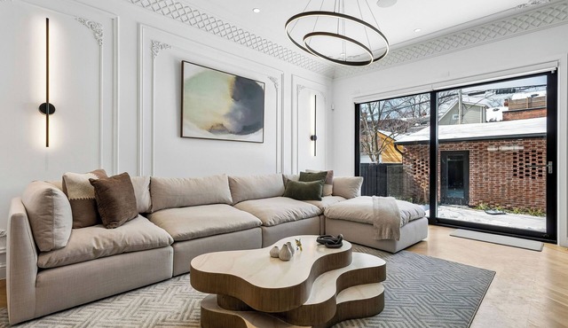 Luxury Home 4bed5bath | Parking | Sauna | Gym