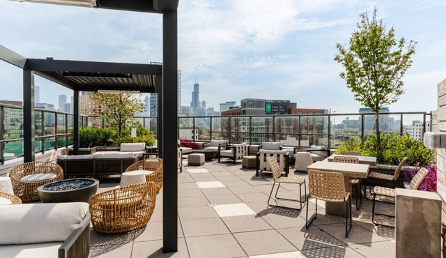 Luxury River West High-Rise N5 Gym+Rooftop+Skyline in Chicago