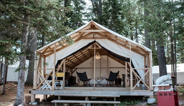 Luxury Tent Rental for Unique Romantic Getaway in Sundridge, Ontario