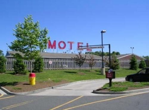 Mayflower Motel Milford
