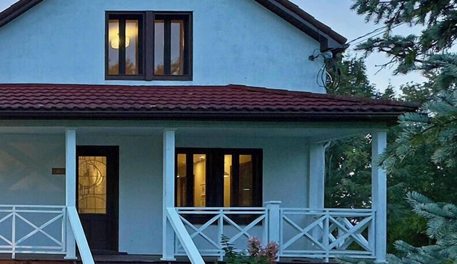 Meadow House with Geodesic Dome, In-Ground Pool & Jacuzzi