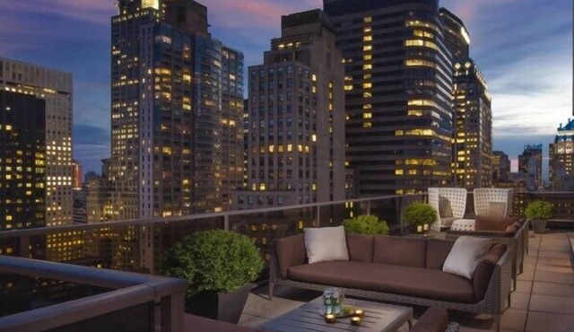Midtown 45 at New York - Hotel Room
