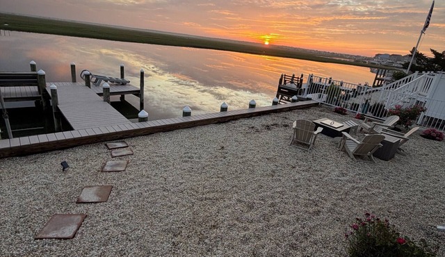 MissBHaven: Beach Haven West Rental! Sunset Views-5 BR [sleeps 12-14]