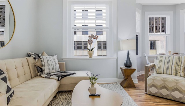 Modern 1BR in Downtown Wilmington Near Riverwalk & Restaurants