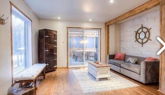 Modern Farmhouse Cozy Chalet + Private Spa