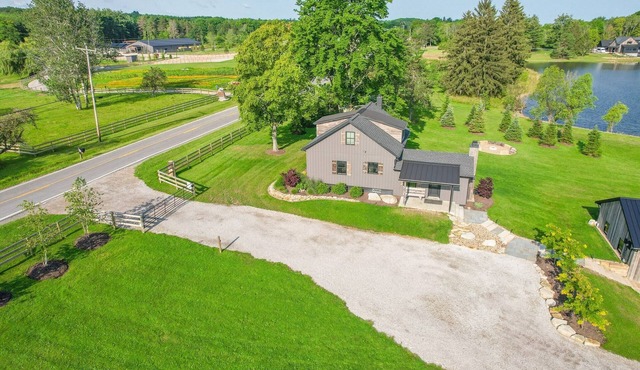 Modern Farmhouse w/Hot Tub, Lake Views & Scenic Trails in Ohio Wine Country