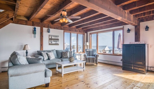Modern Post & Beam with Stunning Bay Views