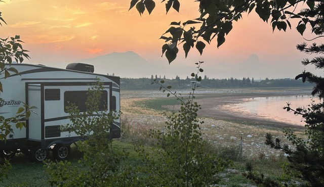 Montana Moon on the Lake "White Hawk" RV #3